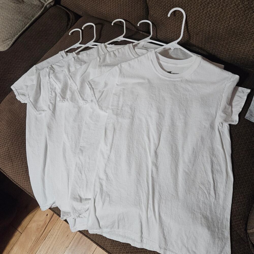 Hanes Men's White Crew Neck Undershirts – 6 Pack